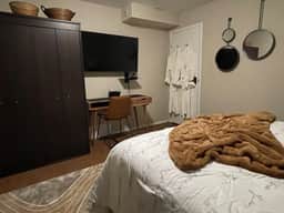 Hammer Haus III - Queen Room #4