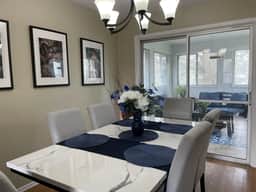 Hammer Haus III - Vacation Rental - Sleeps  6  - Close to UW
