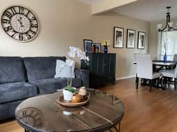 Hammer Haus III - Vacation Rental - Sleeps 8 - Near UW