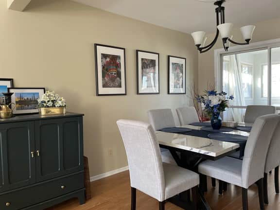 Hammer Haus III - Vacation Rental - Sleeps 8 - Near UW