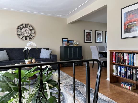 Hammer Haus III - Vacation Rental - Sleeps 8 - Near UW