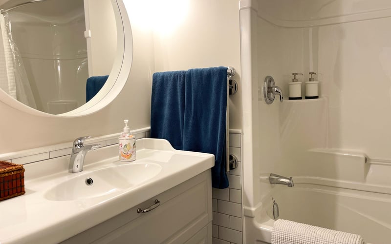 Main Bath