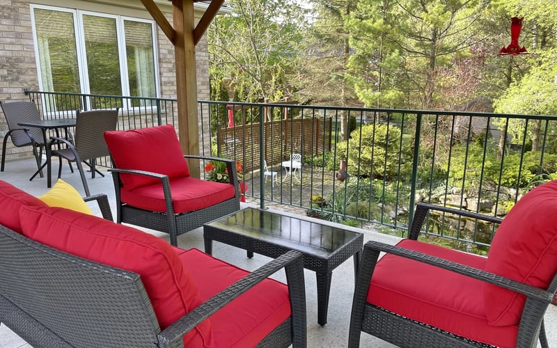 Hammer Haus – Upper Deck
